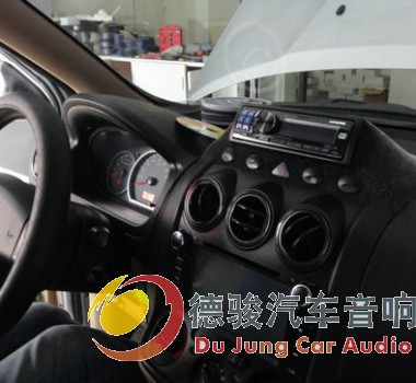 五菱宏光改装德国RS audio 竞赛级音响